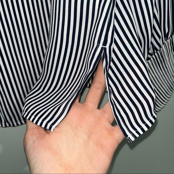 Ann Taylor Factory Size Small long sleeve black and white striped top - Picture 8 of 10